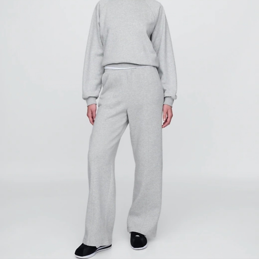 Gap VintageSoft Seamed Straight Sweatpants, Large NWT
